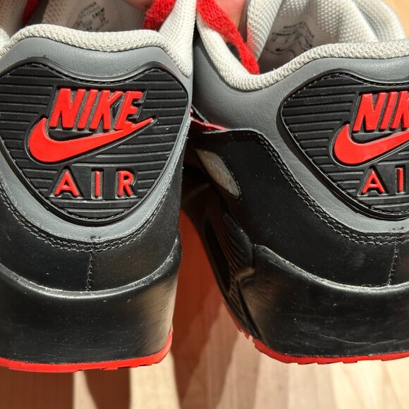 Size 10 Mens - Nike ID Air Max 1 90 Custom Red White Grey Black EXCELLENT - Picture 5 of 6